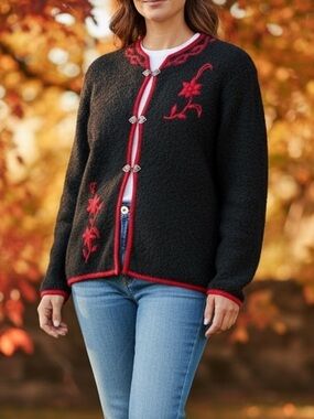 Vintage Classic Alpaca Floral Knit Lagenlook Clasp Sweater Black Red Size Large